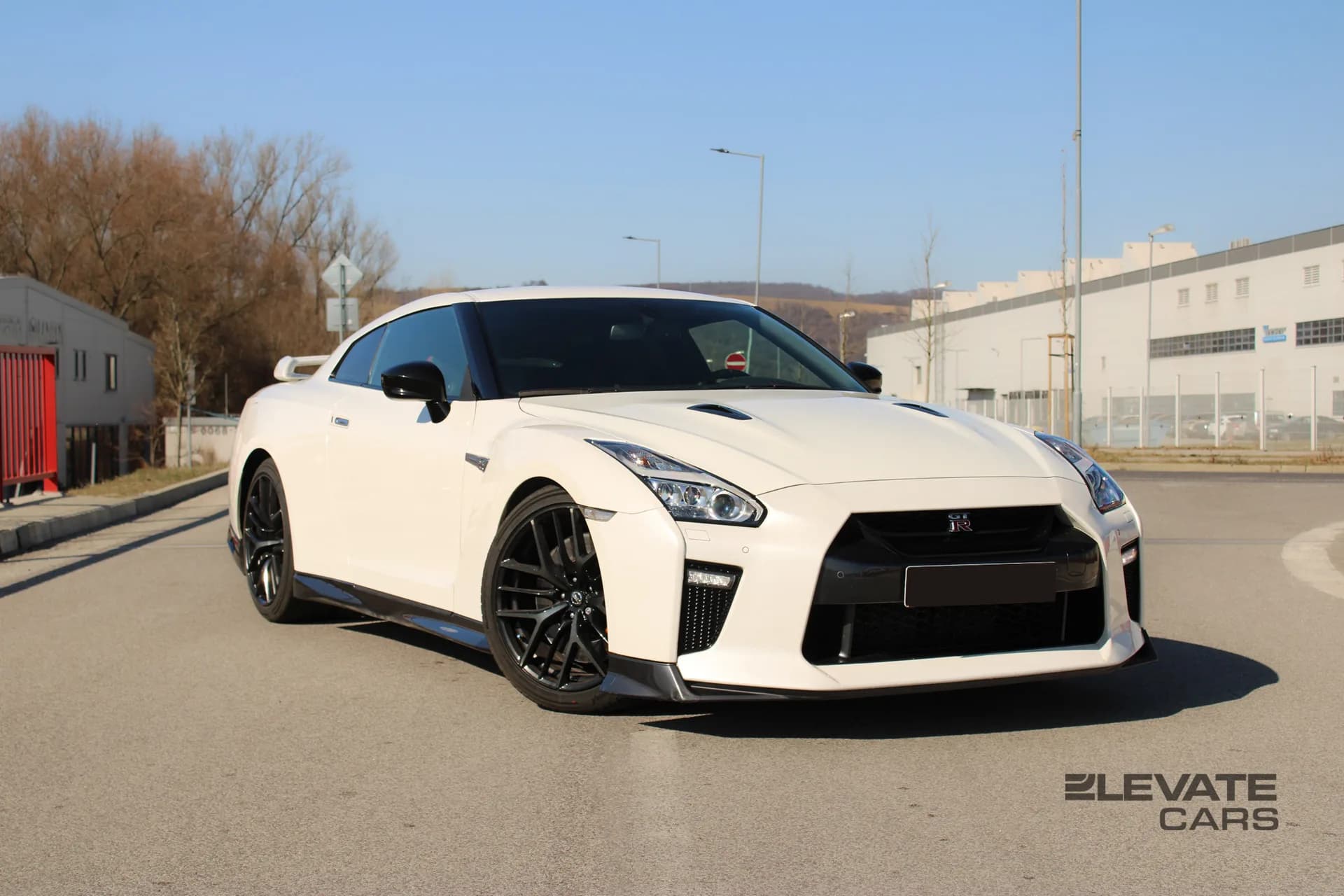 Nissan GT-R - obrázok 1